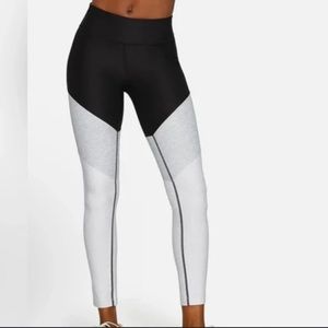 Outdoor voices contrast leggings